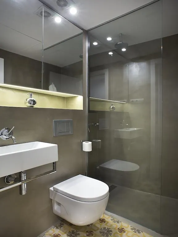 Best House Best Place Barcelona 0*,  Spanien